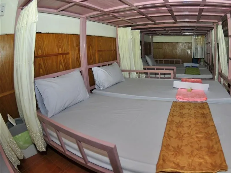 Blue Diamond Dorm Room Phi Phi Don Thailand