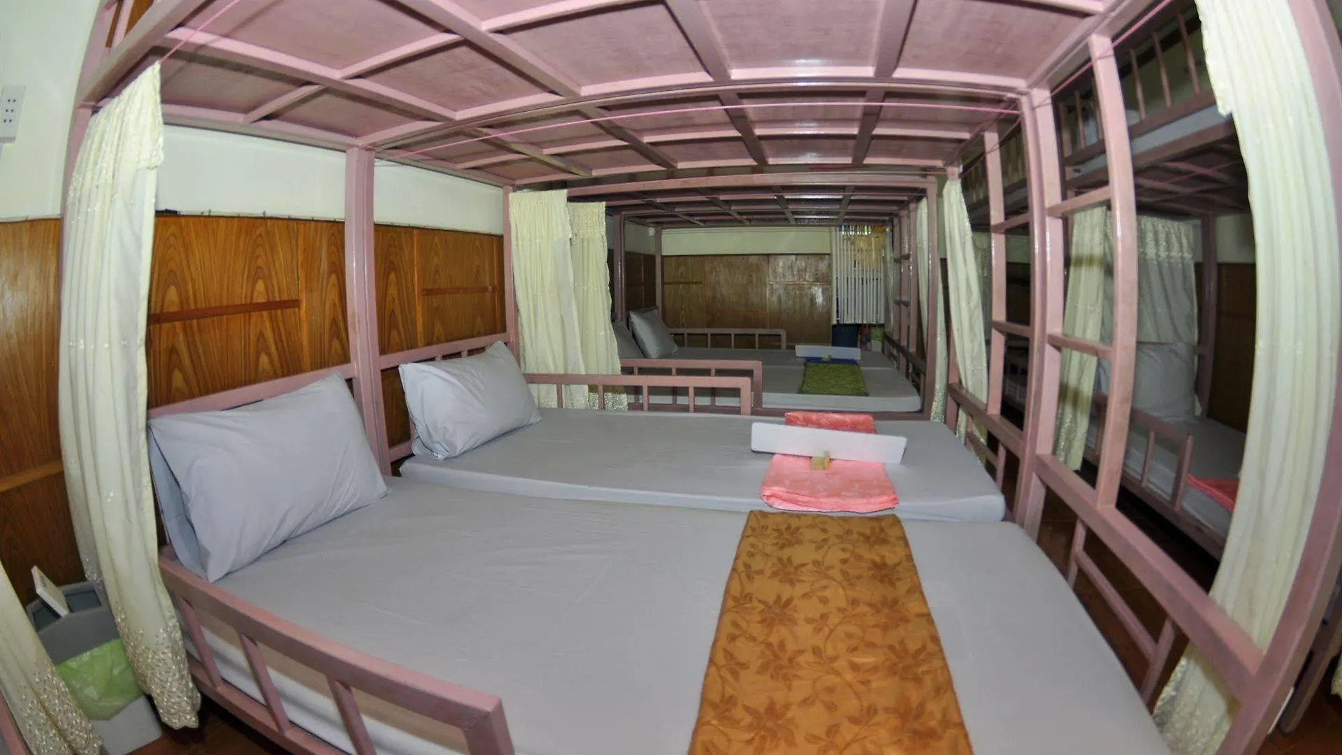 Blue Diamond Dorm Room Phi Phi Don 2*,  Thailand